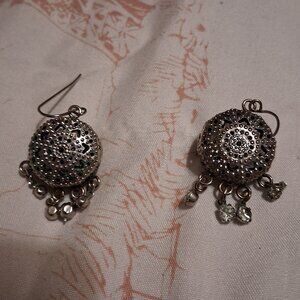 VINTAGE BOLLYWOOD STYLE EARRINGSfinal price no more discounts pls struggling mam